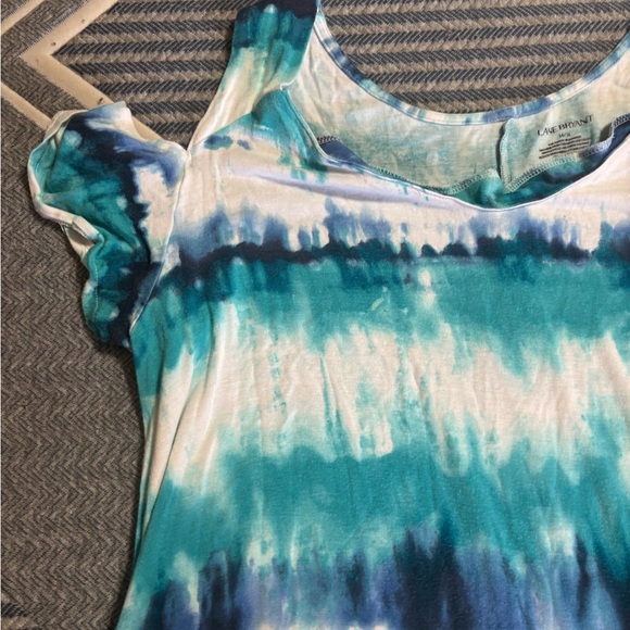 💘 5 for $25 / Teal and White Tie-Dye Blouse - Picture 3 of 13